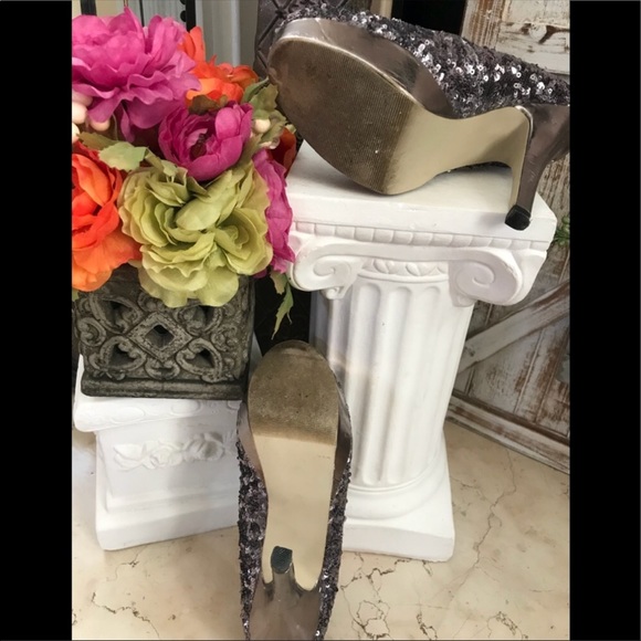 MADDEN GIRL SILVER SEXY SPIKED SHOES - Picture 12 of 13